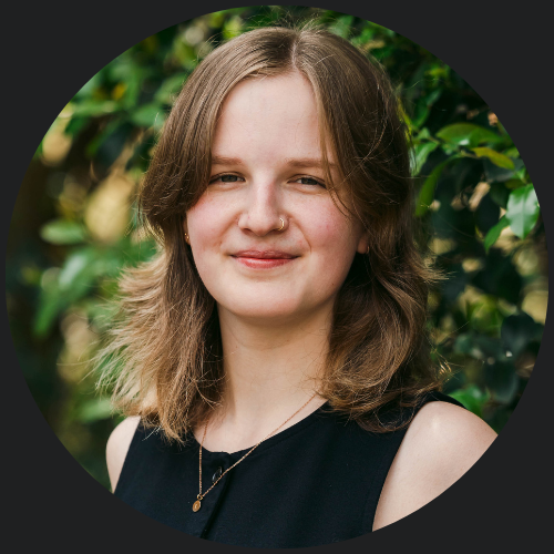 LaDania Dean Social Media and PR Superstar